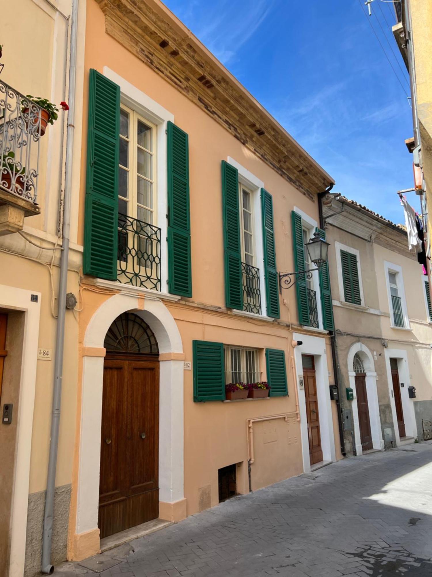 Charmante vakantiewoning 'Casa Di Tonno' Loreto Aprutino Exterior foto